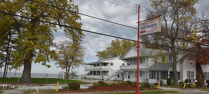 Lakefront Cottage Development Remains In Family Gotl Summer Fun